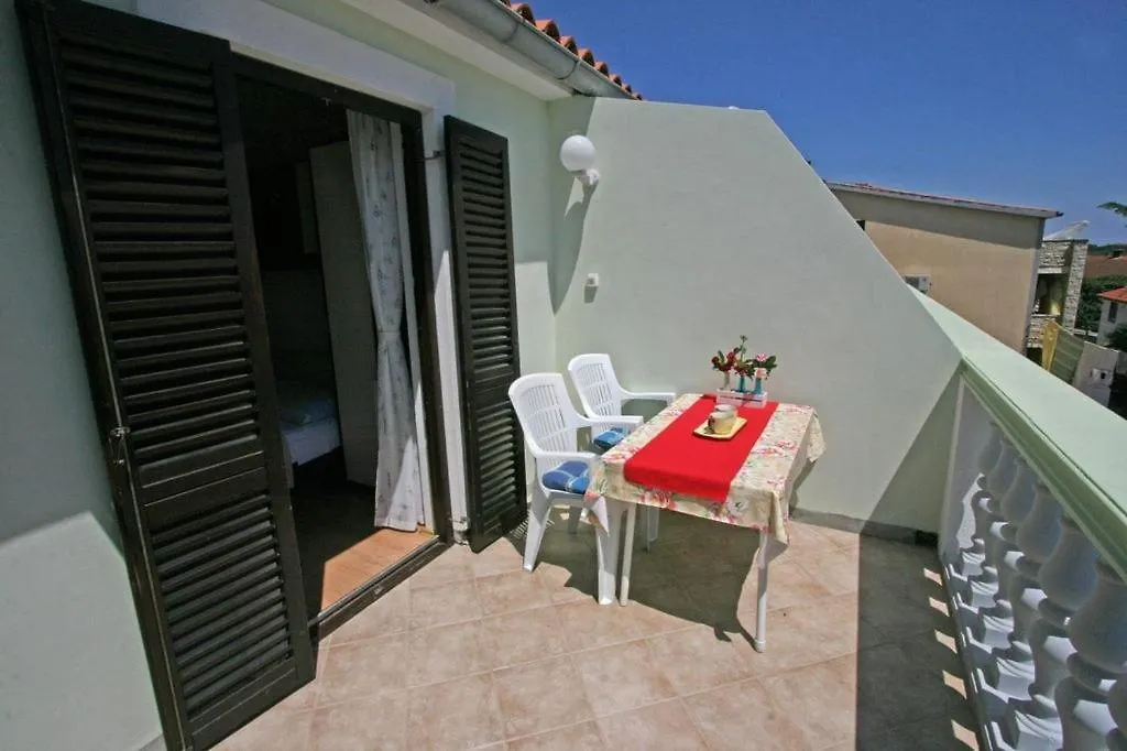 Room In Medulin With Terrace, Air Conditioning, Wifi 3488-7 0*,