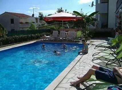 Room In Medulin With Terrace, Air Conditioning, Wifi 3488-7 Guest house